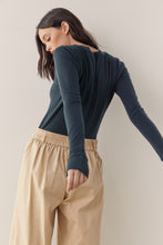 Load image into Gallery viewer, Wool Tencel blend crew neck knit top