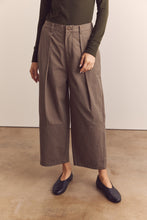 Load image into Gallery viewer, Wide leg ankle trousers