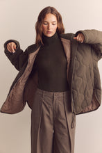 Load image into Gallery viewer, High neck rib collar cotton quilt jacket