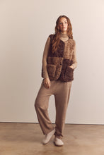 Load image into Gallery viewer, Color block wool blend shepherd reversible vest