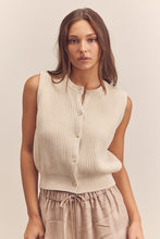 Load image into Gallery viewer, Button-down sleeveless sweater