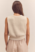 Load image into Gallery viewer, Button-down sleeveless sweater