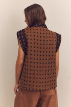 Load image into Gallery viewer, Quilted tie waist vest
