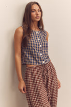 Load image into Gallery viewer, Cotton Gingham Sleeveless Button-Down Top