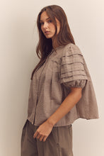 Load image into Gallery viewer, Puff pintuck sleeve blouse