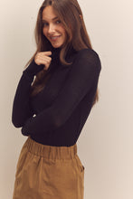 Load image into Gallery viewer, Wool blend lightweight knit turtle-neck