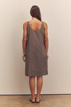 Load image into Gallery viewer, Front shirring cotton knee dress