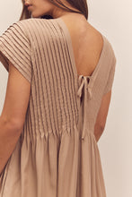 Load image into Gallery viewer, Pin-tucked midi dress