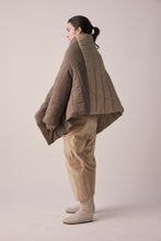 Load image into Gallery viewer, Blanket quilt jacket