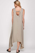 Load image into Gallery viewer, Hanky hem midi dress
