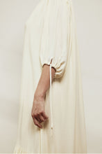 Load image into Gallery viewer, V neck single-tiered skirt midi dress