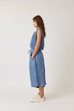 Load image into Gallery viewer, Boxed linen crop Top