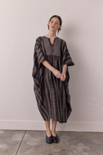 Load image into Gallery viewer, Pullover cotton linen blend easy dress
