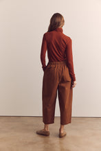 Load image into Gallery viewer, Pleated drawstring pants
