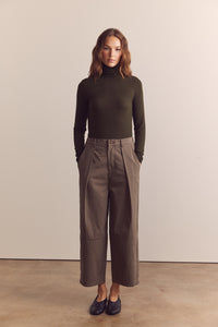 Wide leg ankle trousers