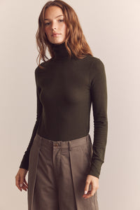 Wool blend lightweight turtleneck