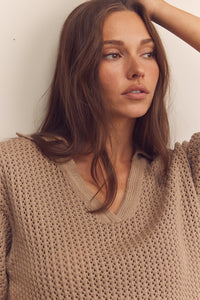 Collar textured sweater top