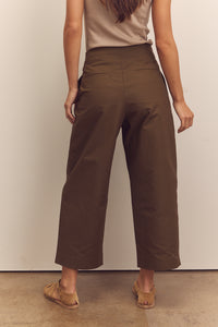 Pleated cotton trousers