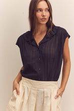 Load image into Gallery viewer, Ruffled collar blouse
