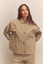 Load image into Gallery viewer, Button-down cotton worker jacket
