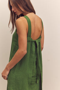 Back tied strap dress