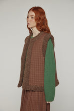 Load image into Gallery viewer, Reversible toggle button vest
