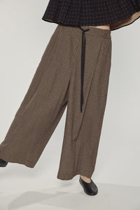 Wide leg straight pants