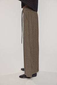 Wide leg straight pants