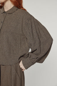 Volume sleeve blouse