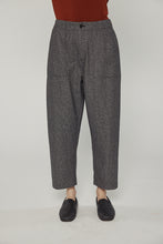 Load image into Gallery viewer, Wool blend herringbone pants

