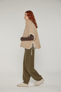 Reversible high-neck vest
