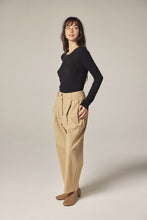 Load image into Gallery viewer, Wool blend lightweight knit top
