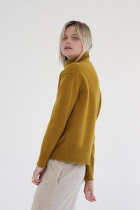 Wool turtleneck long sleeve sweater